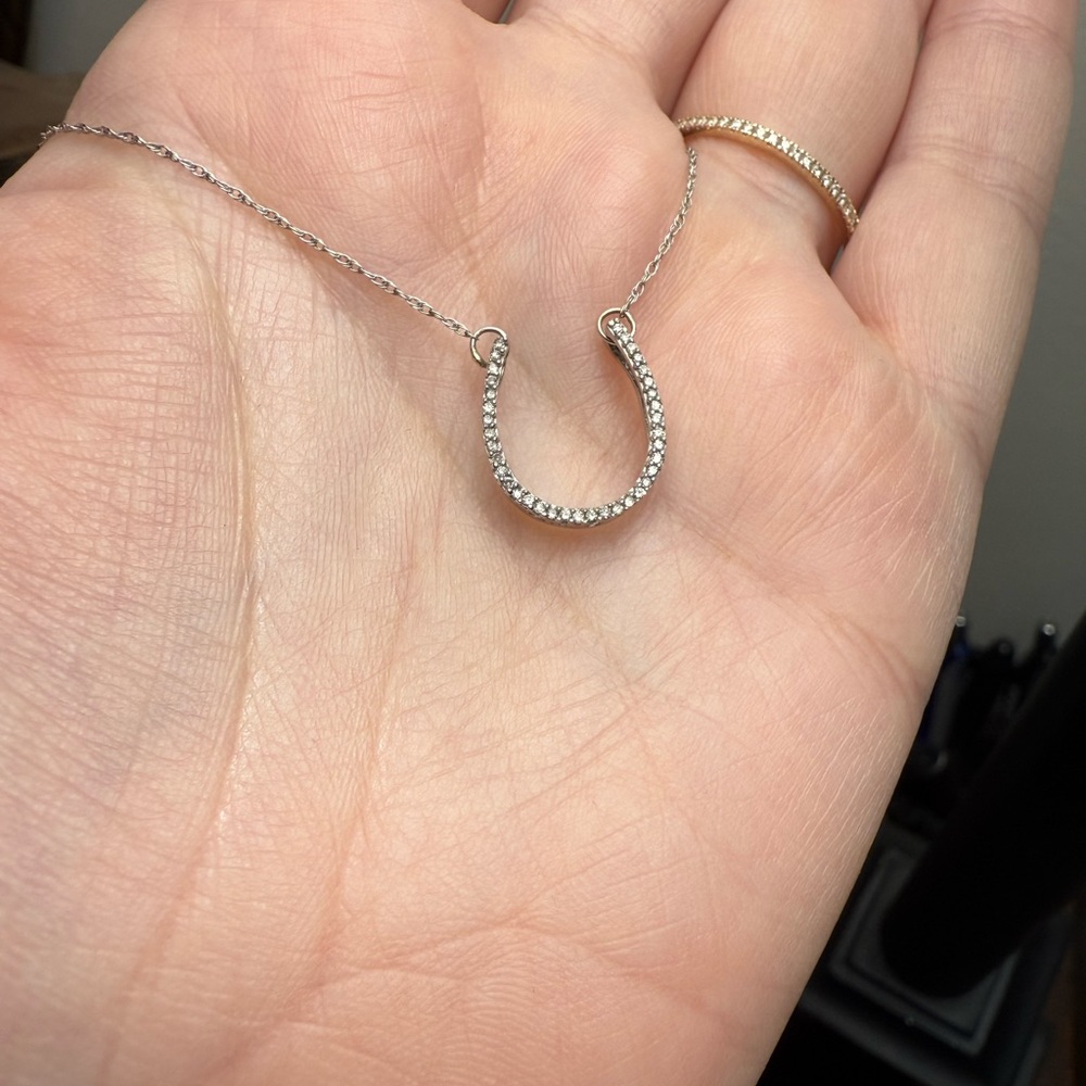 Diamond & White Gold Horseshoe Necklace - Picture 3 of 3